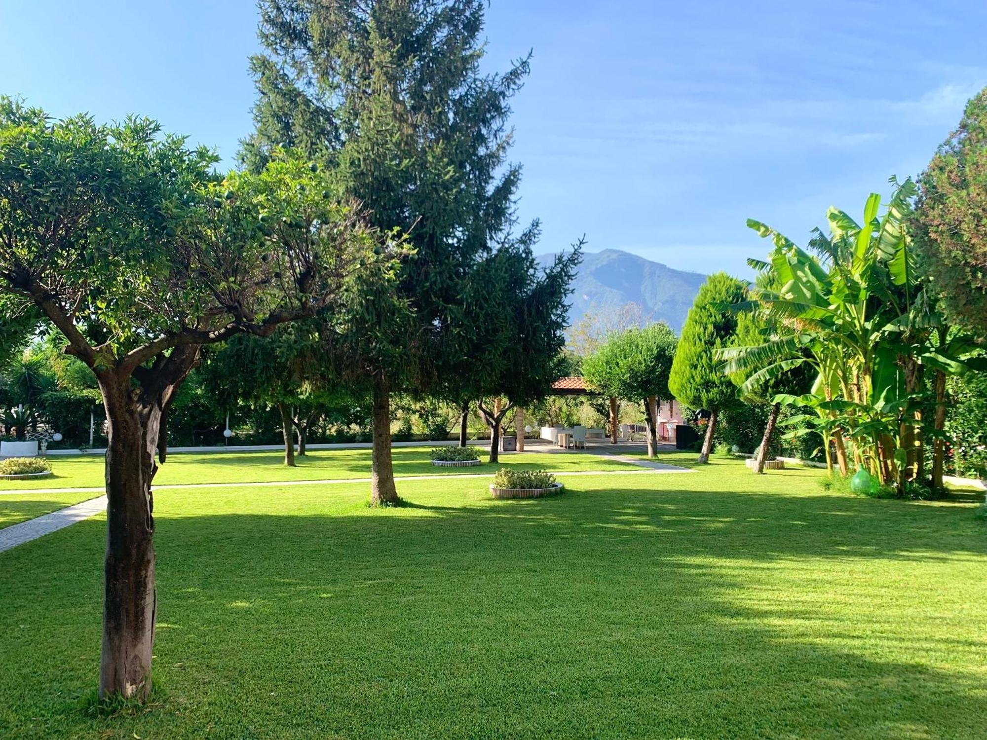 Villa Josette Sant'Egidio del Monte Albino Eksteriør bilde